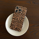 Retro Leopard Print Phone Case