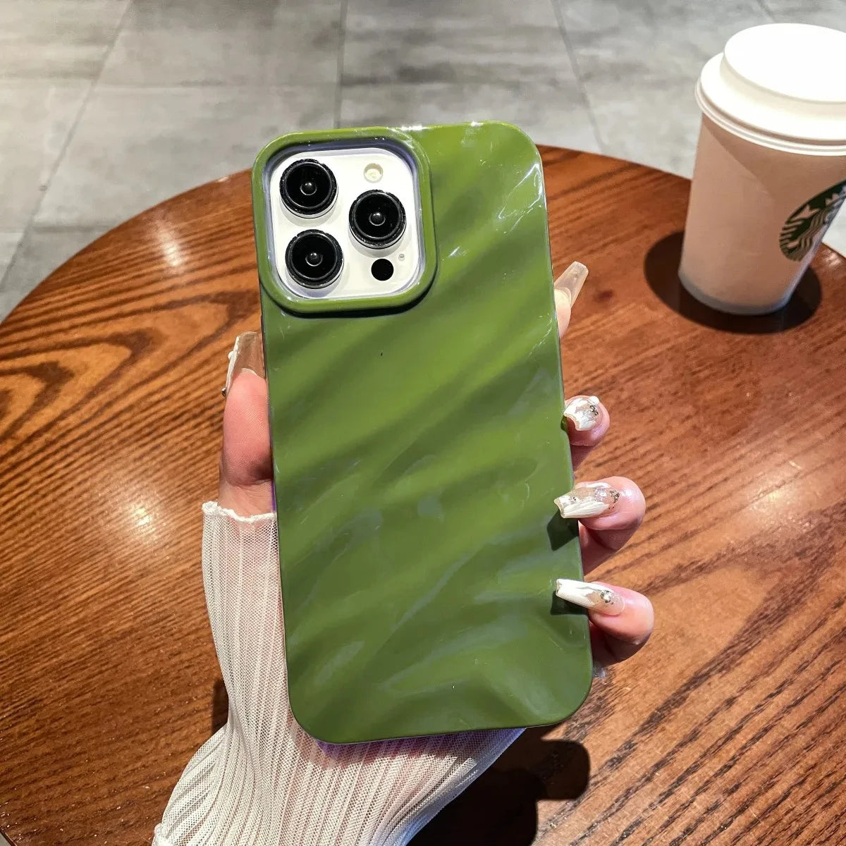3D Wavy Pattern Glossy Silicone Phone Case