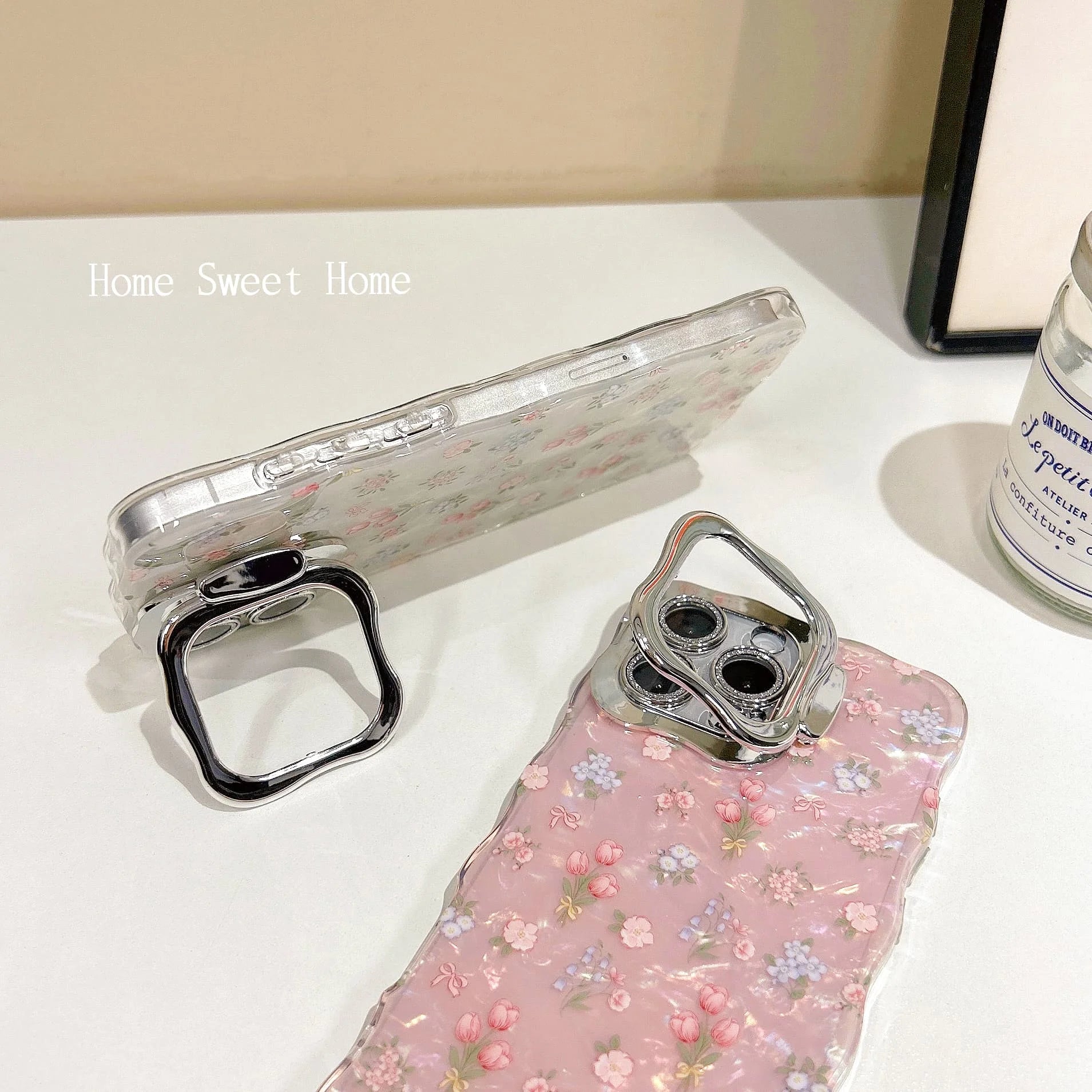 Chic Tulip Pattern Phone Case