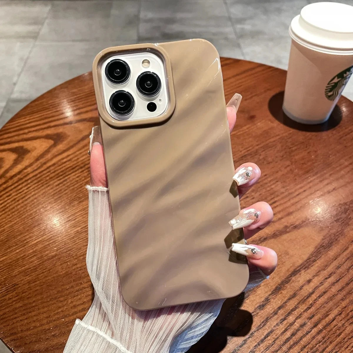 3D Wavy Pattern Glossy Silicone Phone Case