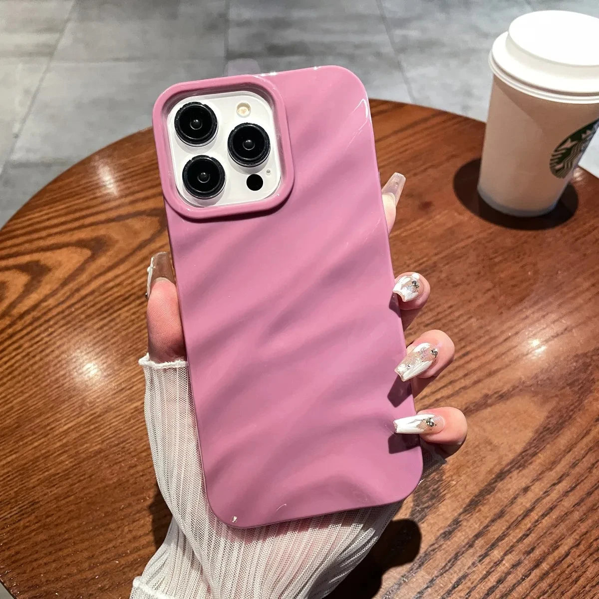 3D Wavy Pattern Glossy Silicone Phone Case