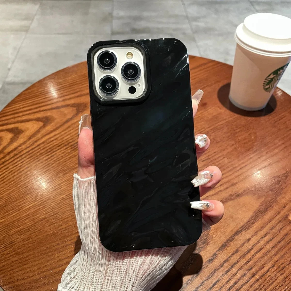 3D Wavy Pattern Glossy Silicone Phone Case